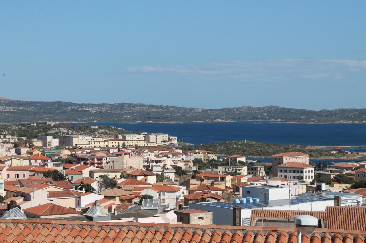 B&B U Punenti La Maddalena  Exterior photo